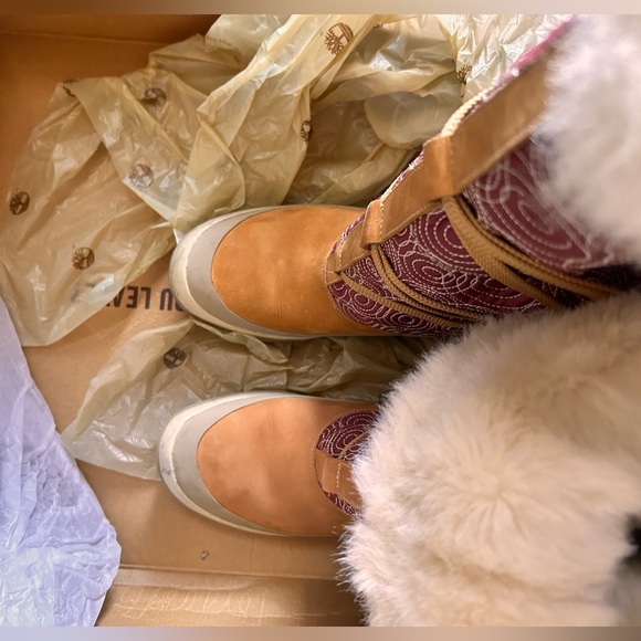 Timbaland boots with fur lining EUC! - Picture 3 of 4
